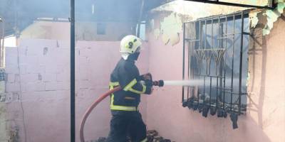 Aydın'da yangın çıkan ev, kullanılamaz hale geldi