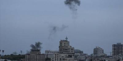 Kiev Belediye Başkanı Kliçko başkentte patlamalar olduğunu bildirdi