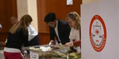 Yurt dışı ve gümrüklerde şu ana kadar 1 milyon 750 bini aşkın seçmen oy kullandı