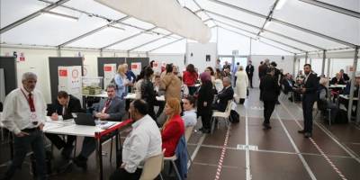 Yurt dışındaki vatandaşların oy verme işlemi rekor katılımla tamamlandı