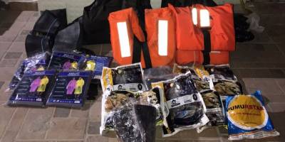 İzmir'de 3 zanlı "göçmen kaçakçılığı" suçundan tutuklandı