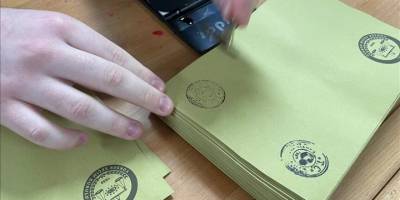 Sandık başında kalp krizi geçiren 2 kişi hayatını kaybetti