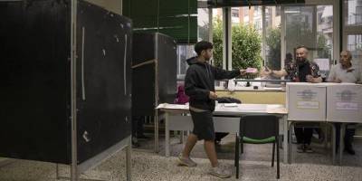 İtalya'da kısmi yerel seçimler yapılıyor