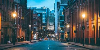 İngiltere'de Londra dışı şehirlerde ortalama konut kirası ilk kez 1.000 sterlini aştı