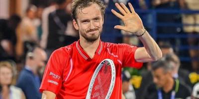 Roma Açık Tenis Turnuvası'nda Medvedev ve Rublev tur atladı