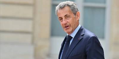 Sarkozy, yolsuzlukla yargılandığı davada hapis cezasına çarptırıldı