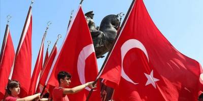 19 Mayıs Atatürk'ü Anma, Gençlik ve Spor Bayramı tüm yurtta kutlanıyor