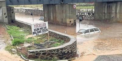 Vatandaş su içinde, belediye sınıfta kaldı!