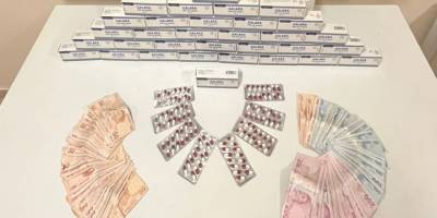 İzmir'de uyuşturucuyla yakalanan 2 şüpheli tutuklandı