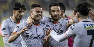 Medipol Başakşehir kupa finalinde Fenerbahçe'nin rakibi oldu