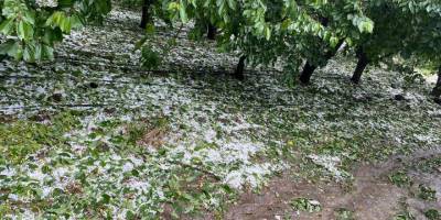 İzmir ve Denizli'de dolu yağışı etkili oldu