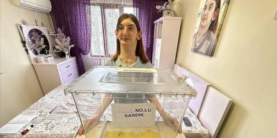 "Dünyanın en uzun boylu kadını" oyunu kullandı