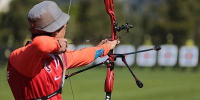 Okçuluk Avrupa Grand Prix'sinin 2. ayağında Mete Gazoz ve Batuhan Akçaoğlu finalde