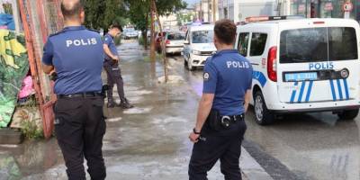 Denizli'de bıçaklı saldırıya uğrayan kişi yaralandı