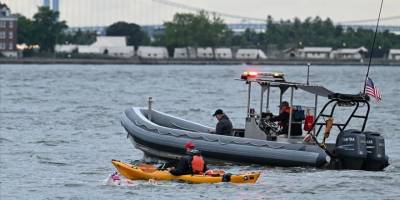 Türk kadın sporcu Bengisu Avcı, Manhattan Adası etrafını 9 saatte yüzdü