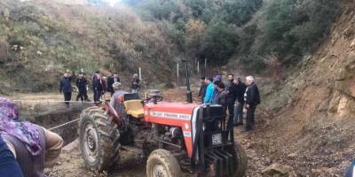 Manisa'da traktörden düşen çocuk öldü