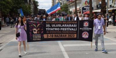 Denizli 35. Uluslararası Tiyatro Festivali başladı