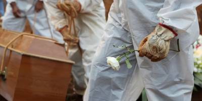 Salgının başından bu yana en yüksek sayı: Brezilya'da son bir günde 3 bin 200 kişi Kovid-19 nedeniyle hayatını kaybetti