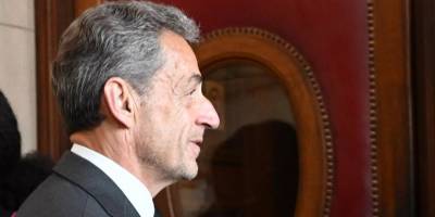 Sarkozy'nin rüşvetle yargılandığı dava kapsamında evi arandı