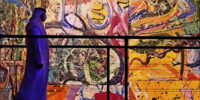 İngiliz ressamın 6 tenis kortu büyüklüğündeki tablosu, Dubai'de 62 milyon dolara satıldı: 'Geliri çocuklara gidecek'