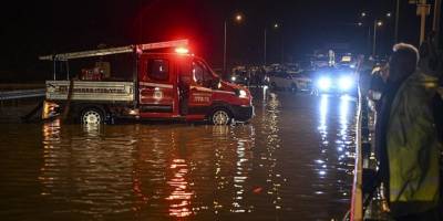 Ankara-Konya kara yolu sağanak nedeniyle Bala ayrımında ulaşıma kapandı