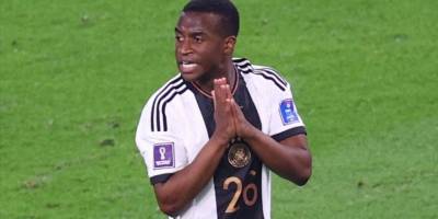 Alman ümit milli futbolcular Moukoko ve Ngankam ırkçı hakarete uğradı