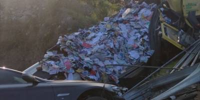 Aydın'da zincirleme trafik kazasında 2 kişi öldü, 4 kişi yaralandı