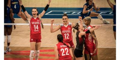 Filenin Sultanları, İtalya'yı 3-0 yenerek yarı finalist oldu