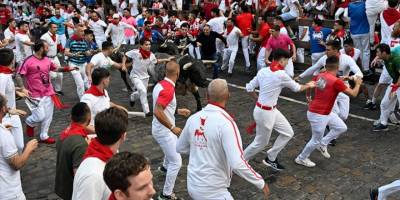 San Fermin son yılların en az yaralanmalı boğa koşularından birine sahne oldu