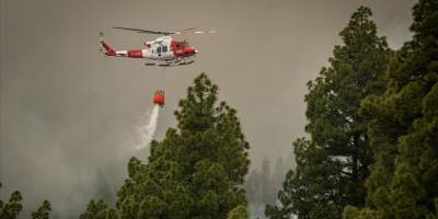 İspanya'nın La Palma Adası'nda çıkan orman yangını nedeniyle en az 4 bin kişi tahliye edildi