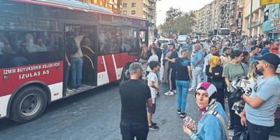 Trenler hangarda İzmirliler yolda kaldı
