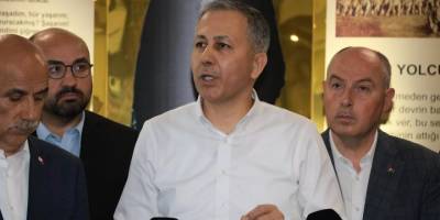 Bakan Yerlikaya, yeni atanan Emniyet mensuplarını tebrik etti