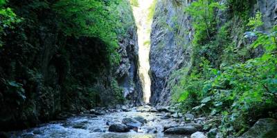 Serindere Kanyonu, kavurucu sıcaklardan bunalanların kaçış noktası oluyor