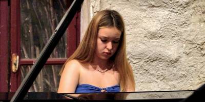 20. Uluslararası Gümüşlük Müzik Festivali kapsamında GFA piyano öğrencileri konser verdi