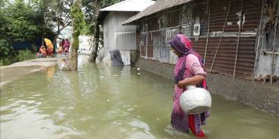 Bangladeş'te sel ve toprak kaymaları nedeniyle yaklaşık 700 bin kişi mahsur kaldı
