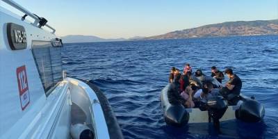 Bodrum açıklarında 25 düzensiz göçmen kurtarıldı, 13 düzensiz göçmen yakalandı