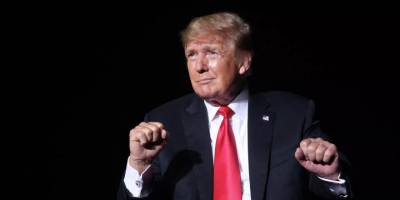 Trump’a yöneltilen suçların bulunduğu belge sahte çıktı