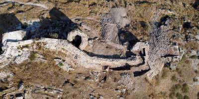 Fethiye Kalesi kazısında tiyatro ve yol ortaya çıkarıldı