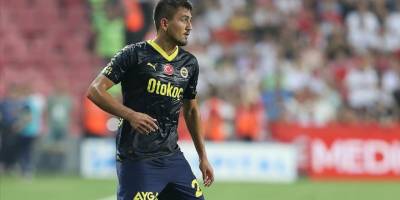 Cengiz Ünder: Fenerbahçe'nin şampiyon olması için elimden gelenin en iyisini yapacağım