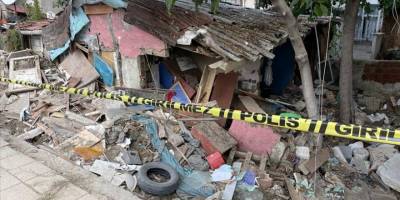 İstanbul'da selin yaşandığı bölgelerde temizlik çalışmaları sürüyor