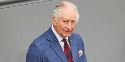 İngiltere Kralı 3. Charles tahtta ilk yılını doldururken, halk monarşinin geleceği hakkında ikiye bölündü