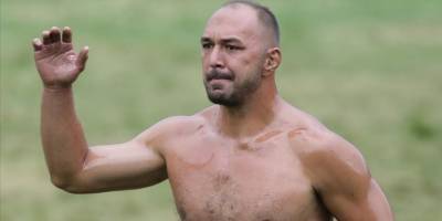 671. Tarihi Elmalı Yağlı Güreşleri'nde başpehlivanlığı Ali Gürbüz kazandı