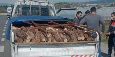 "Oğlun odun aldı" yalanıyla yaşlı kadını evinde gasp ettiler