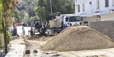 Bodrum'da içme suyu isale hattı patladı