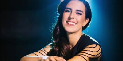 Piyanist Ayşe Deniz Gökçin'den Cumhuriyetin 100'üncü yılına özel beste