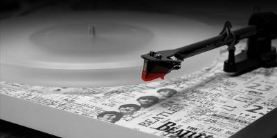 The Beatles'ın şimdiye kadar yayınlanmamış albüm kayıtları açık artırmaya çıkarıldı