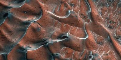 NASA, Mars'tan yeni fotoğraflar paylaştı: Buzla kaplı kum tepeleri görüntülendi