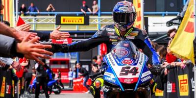 Milli motosikletçi Toprak Razgatlıoğlu, İspanya'daki ikinci yarışta da podyuma çıktı