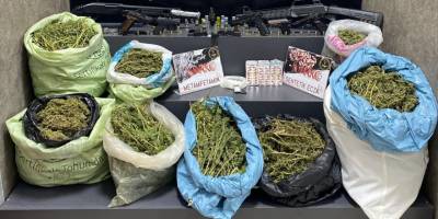İzmir'de uyuşturucu operasyonunda 24 şüpheli yakalandı