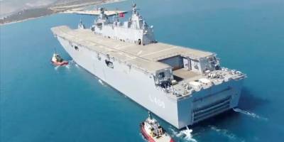 TCG Anadolu, Mersin'deki Taşucu Ağalar İskelesi'ne yanaştı